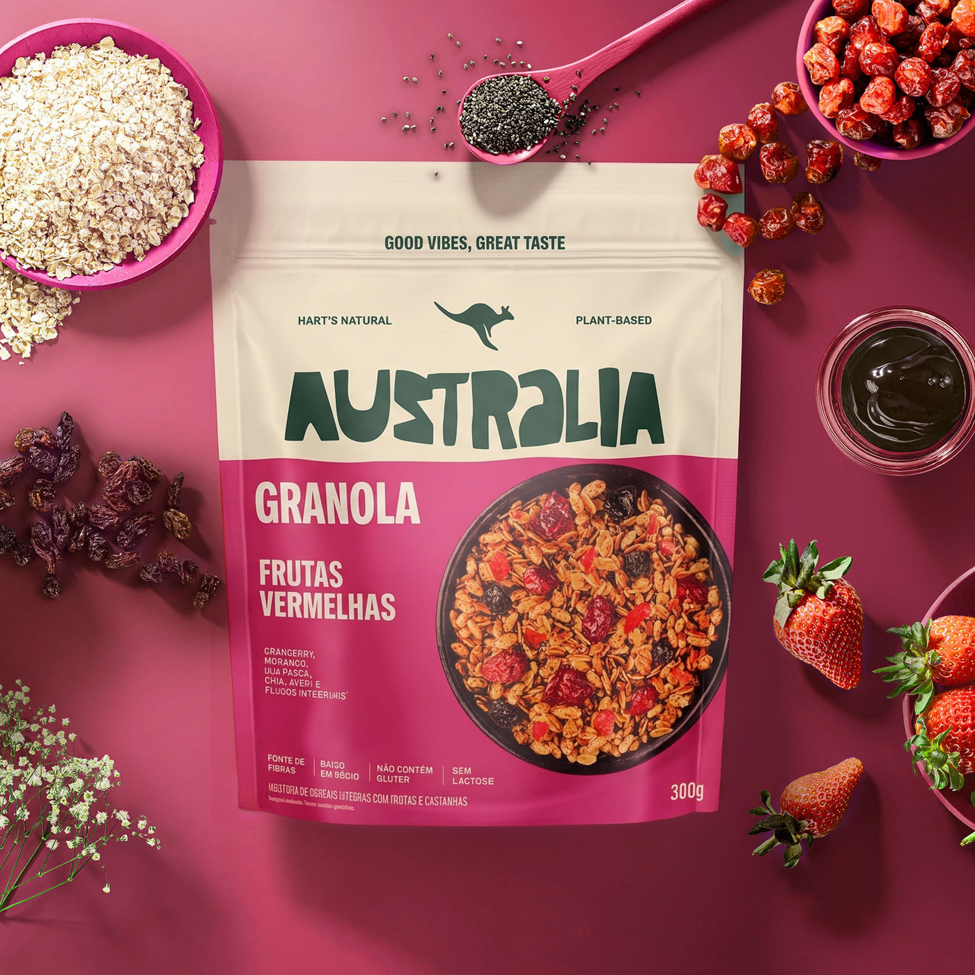 Embalagem do produto AUSTRALIA Granola Frutas Vermelhas em uma composição visual.