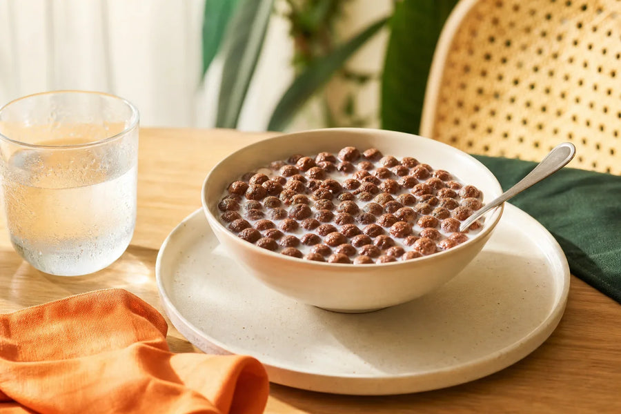 Cereal com leite gelado: crocância e menos doçura
