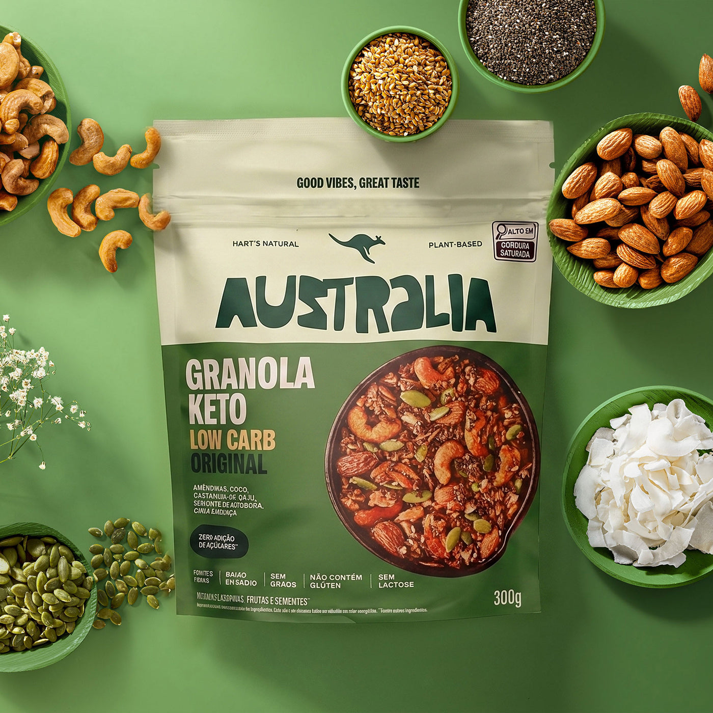 Embalagem do produto AUSTRALIA Granola Keto Original em uma composição visual.